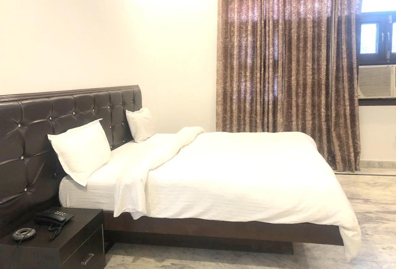 Hotel Shivanta Residency Рішикеш Екстер'єр фото