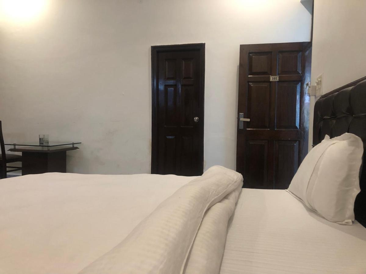 Hotel Shivanta Residency Рішикеш Екстер'єр фото