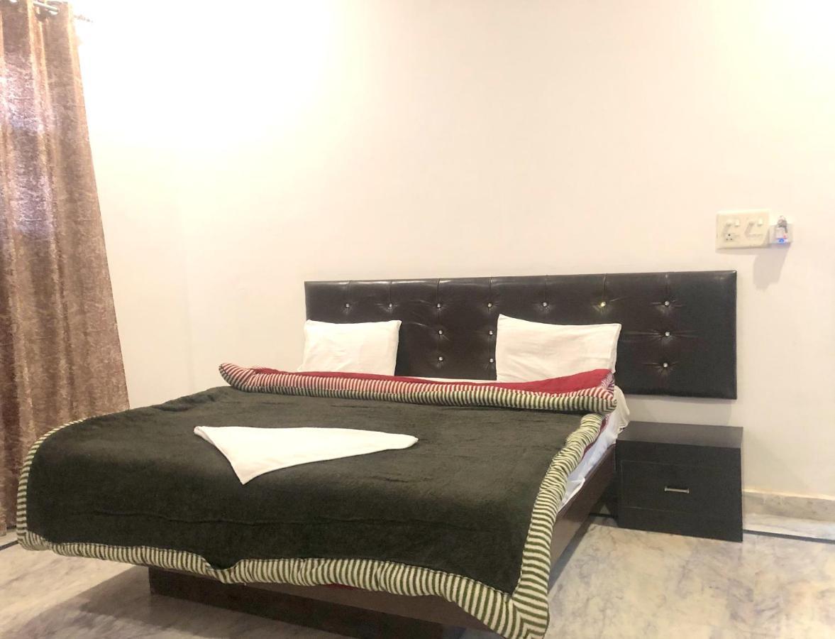 Hotel Shivanta Residency Рішикеш Екстер'єр фото