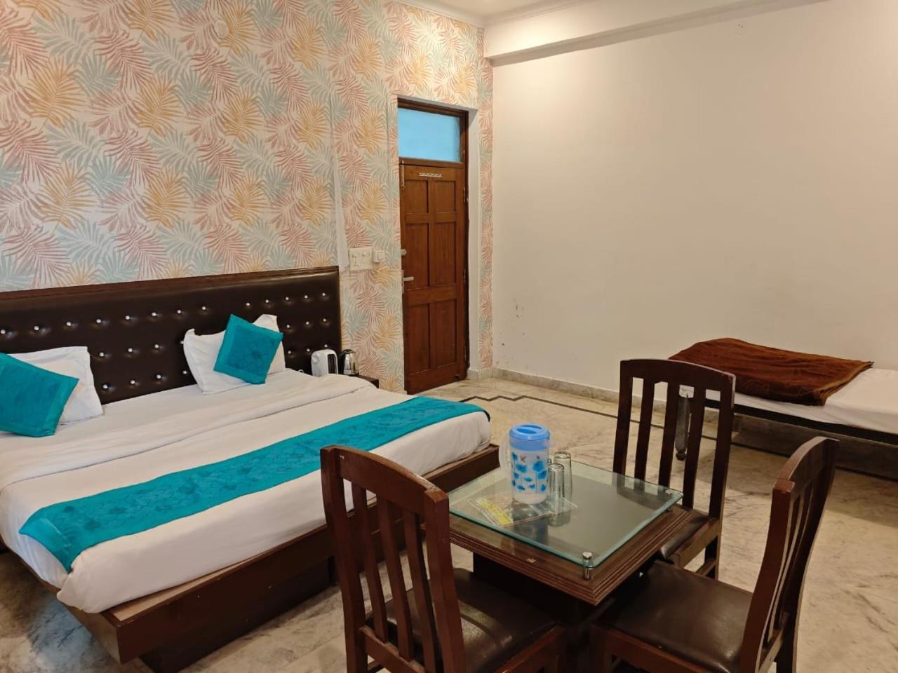Hotel Shivanta Residency Рішикеш Екстер'єр фото